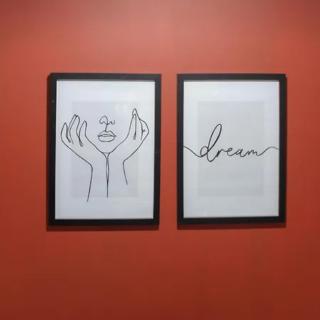 Contractor & Family Friendly 4-br House - Leads * Leeds (West Yorkshire)