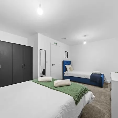 Contractor & Family Friendly 4-br House - Leads Vakantiehuis