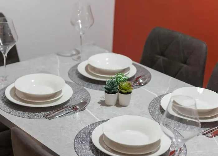 Contractor & Family Friendly 4-br House - Leads Vakantiehuis *